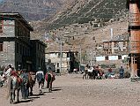 02 Manang Street Scene In 2003 